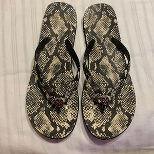 Tory Bruch flip flops